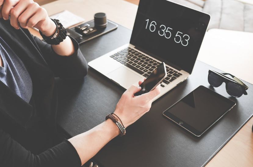 我會因為沒有提交年度業務報告而被罰款嗎？如何編制年度經營報告